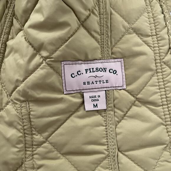 CC Filson Womens Quilted Lightweight Snap Front Vest Size M Lime Green Outdoors - Picture 7 of 8